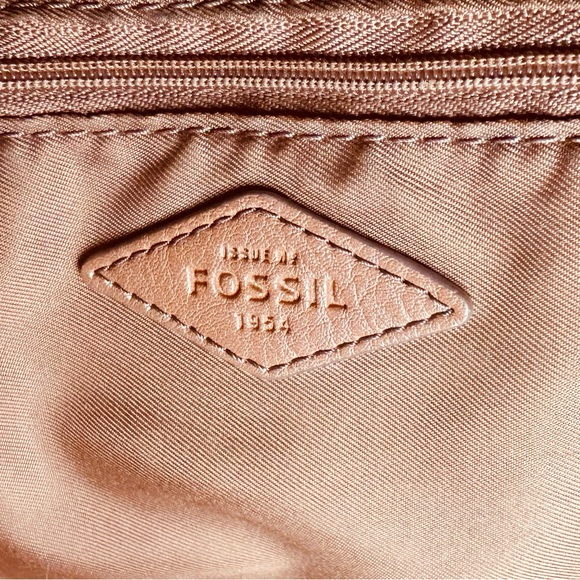 Fossil Camilla Convertible Backpack - Picture 6 of 13